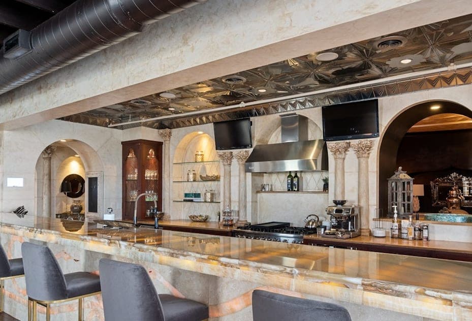 Bar TVs